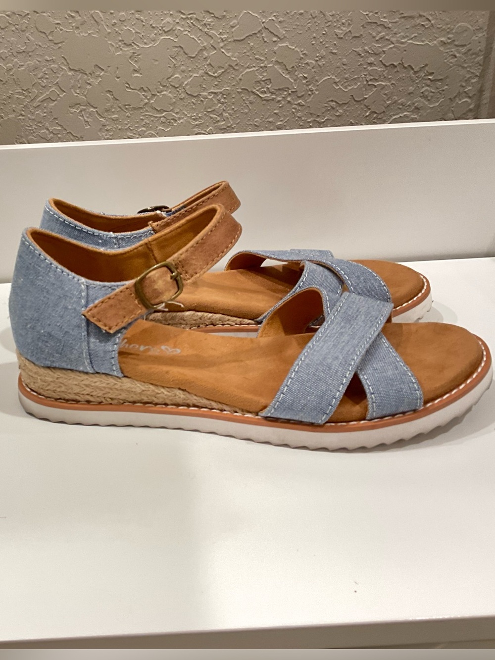 SKECHERS-Young Women’s Light Blue Denim and Tan Ankle-Strap Sandals